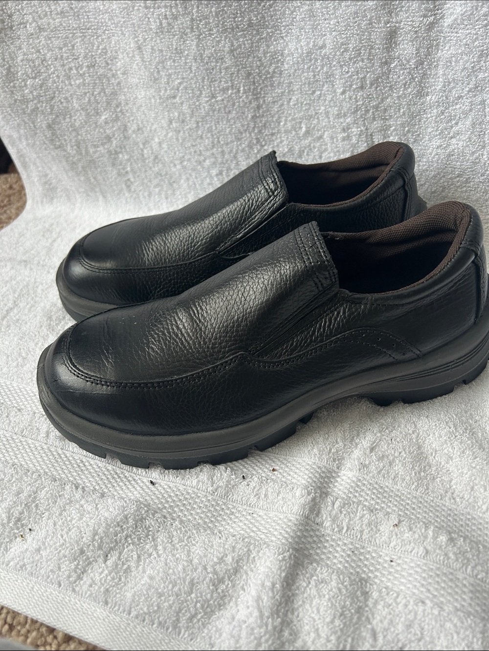 Men's Black Leather Slip-On Comfort Loafers